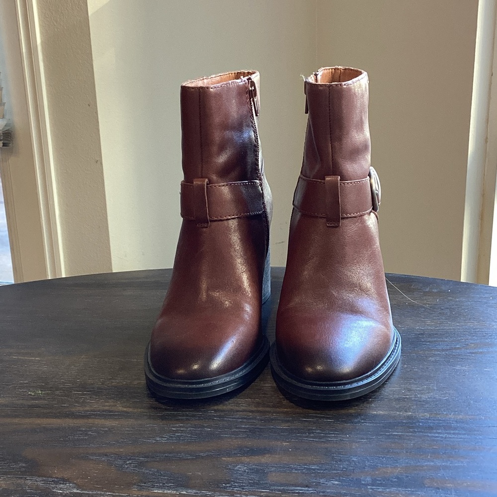 Lucky Brand Achelle Brown Leather Ankle Boots size 6.5 EUC